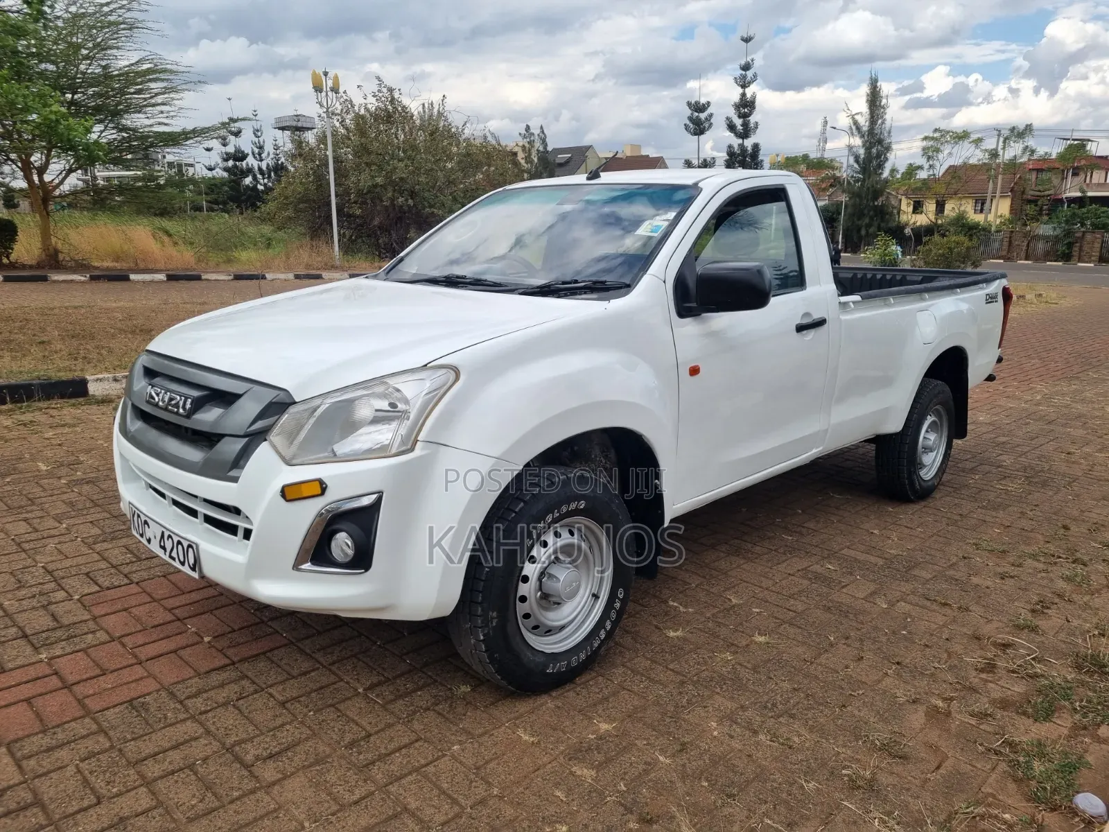 Isuzu D-MAX 2021 White