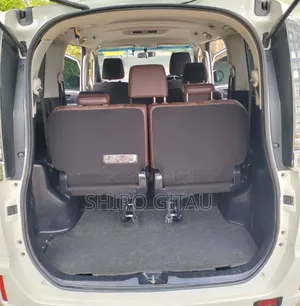 Toyota Noah 2017 White