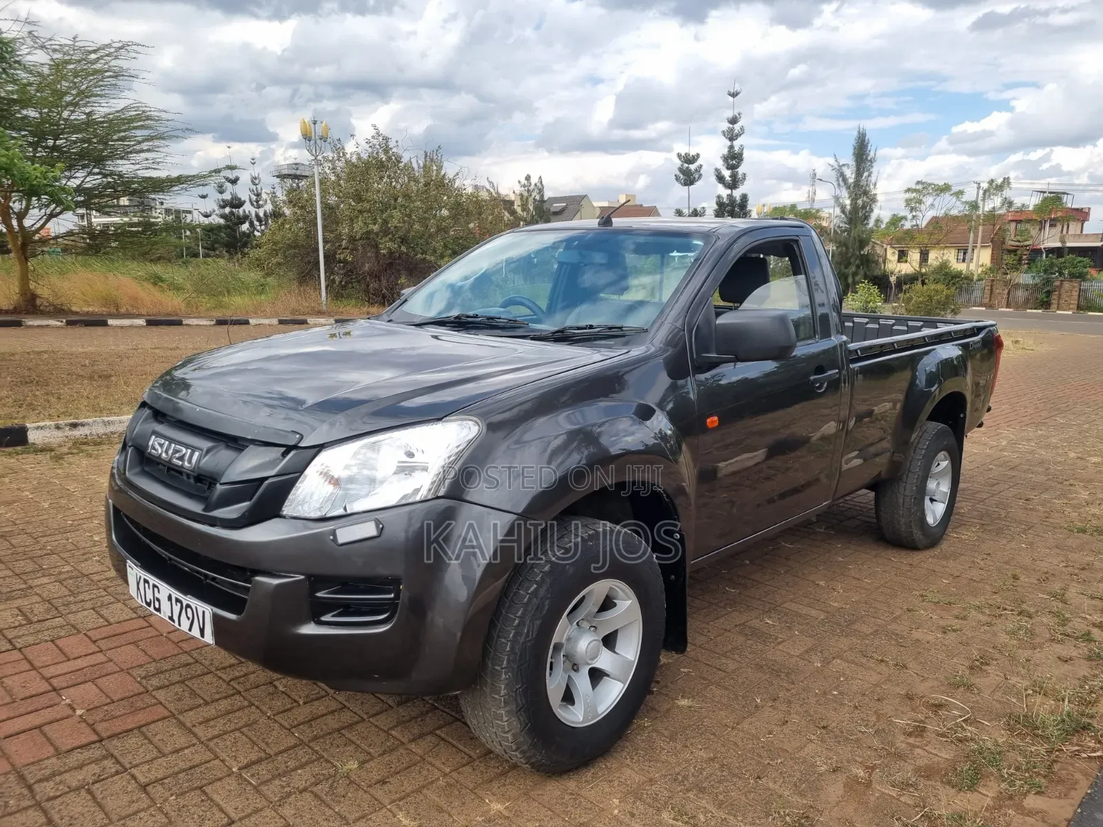 Isuzu D-MAX 2016 Gray