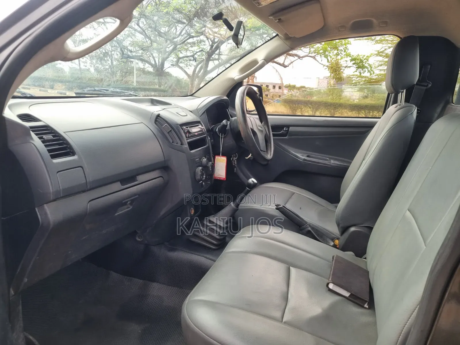 Isuzu D-MAX 2016 Gray