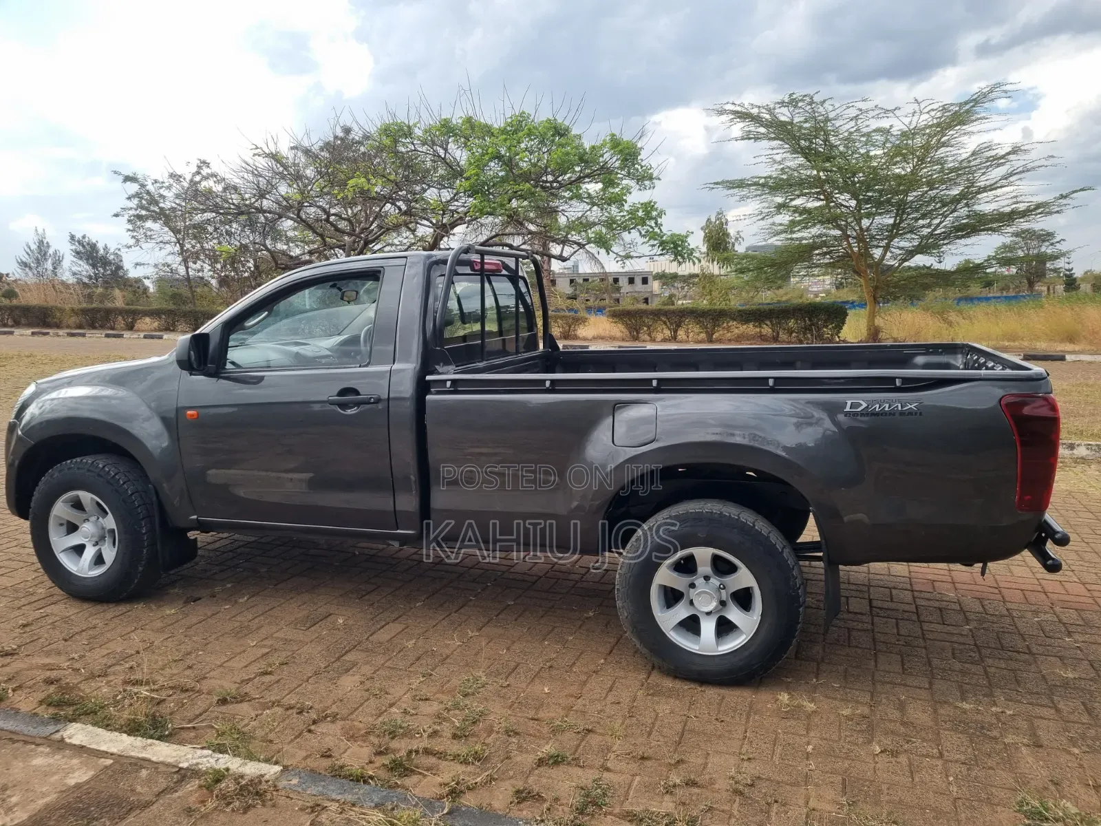 Isuzu D-MAX 2016 Gray