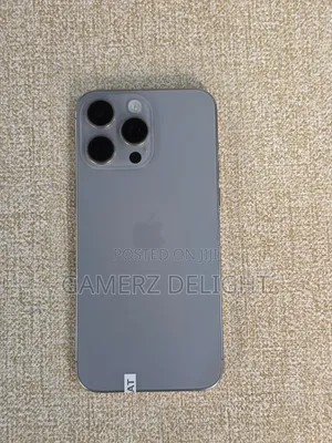 Apple iPhone 15 Pro Max 512 GB Gray