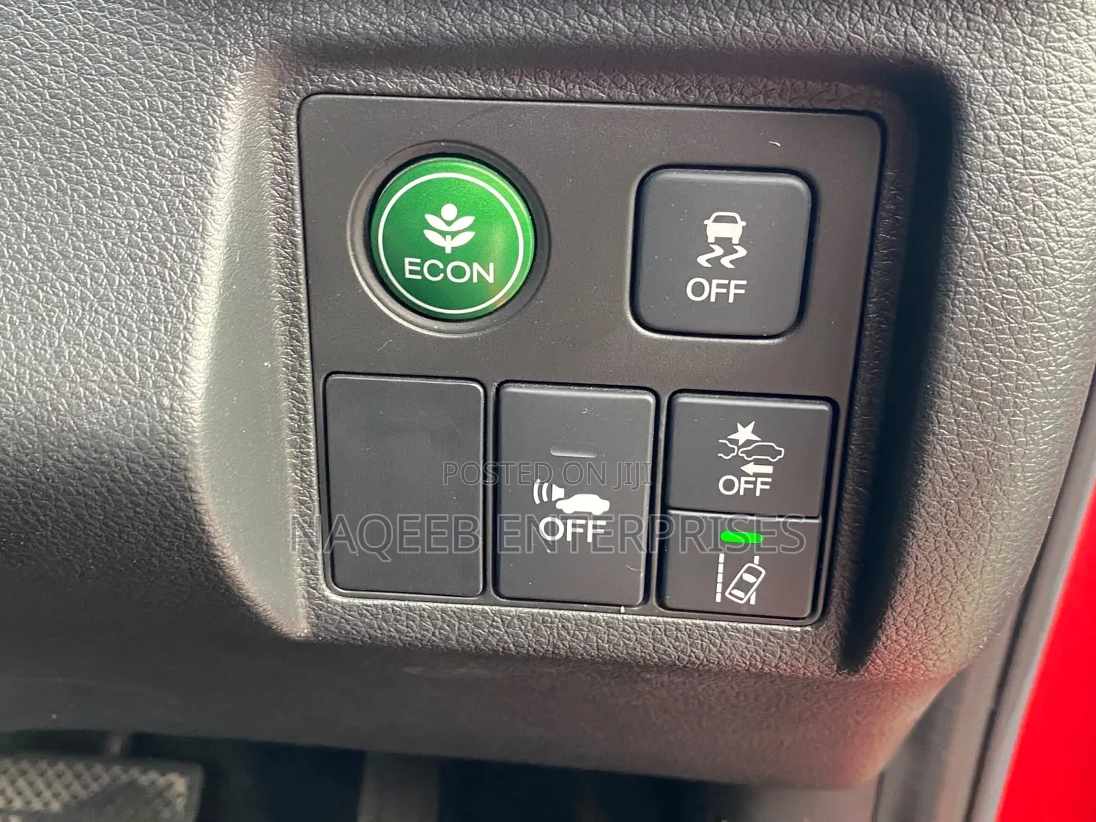 Honda Vezel 2019 Maroon