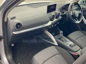Audi Q2 2019 Silver