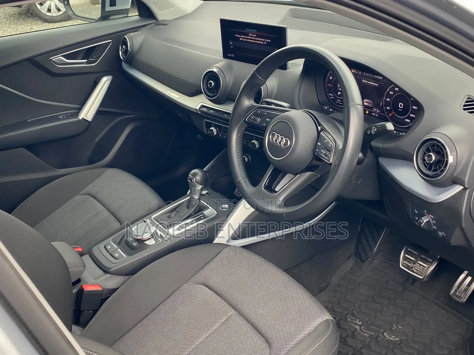 Audi Q2 2019 Silver