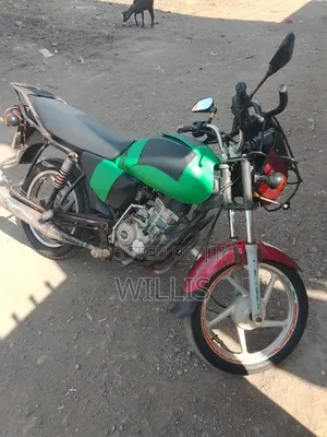 Bajaj Boxer 125 2013 Red