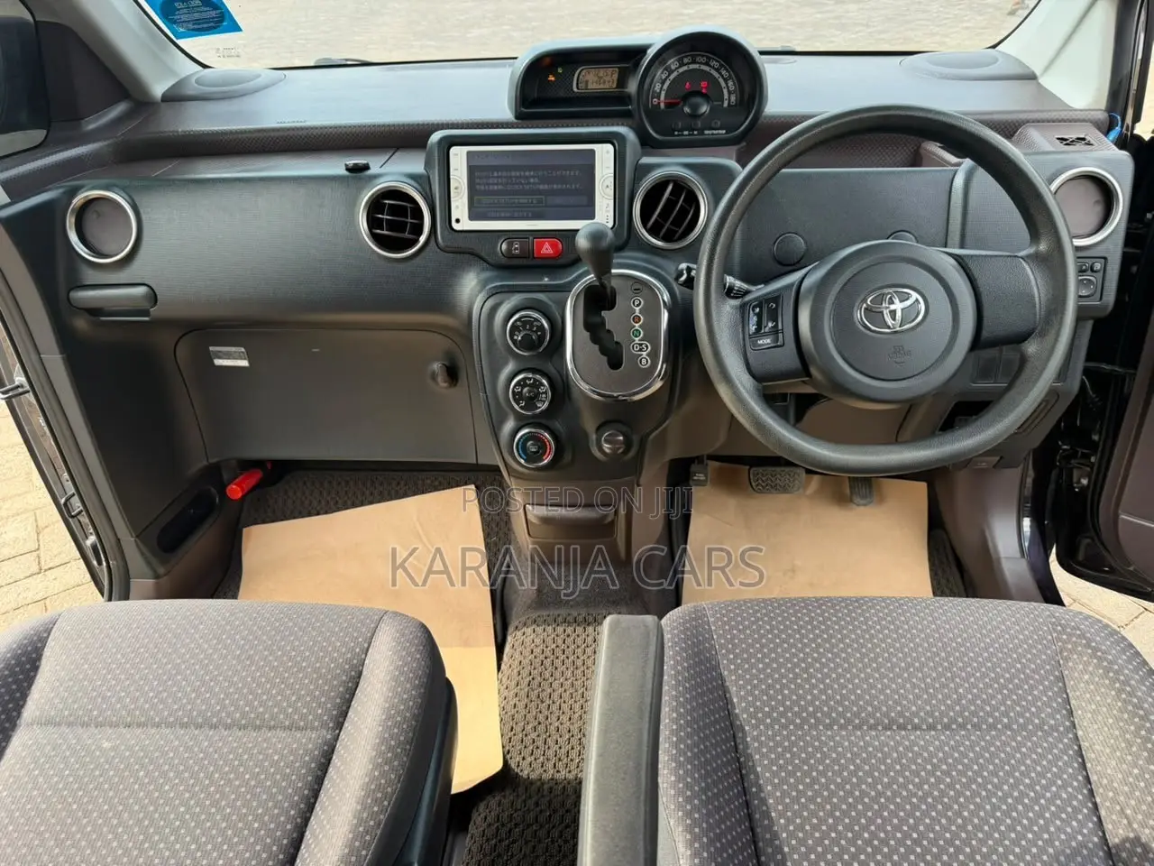 Toyota Spade 1.5 2014
