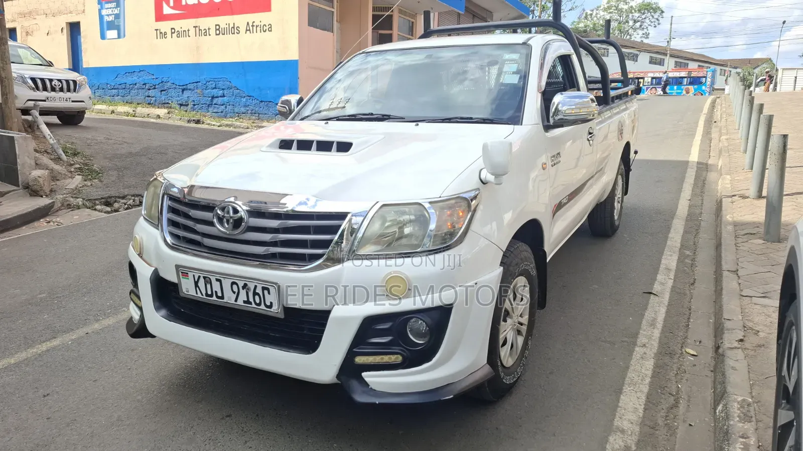 Toyota Hilux 2015 White