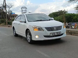 Toyota Premio 2007 Off white