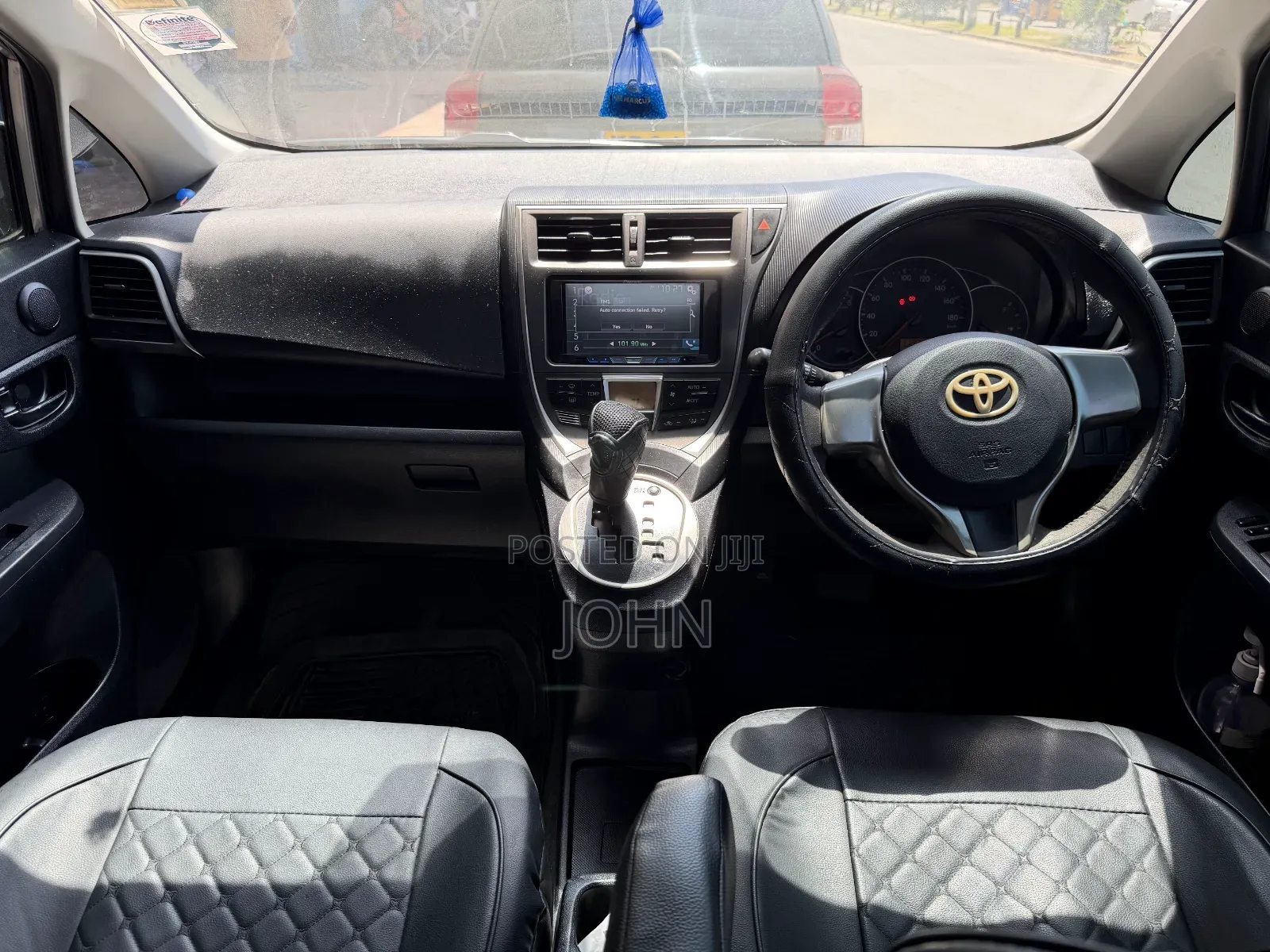 Toyota Ractis 2011 Silver