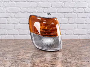 Depo Corner Lamp / Light Mitsubishi Pajero 1992 - 1994 Orange