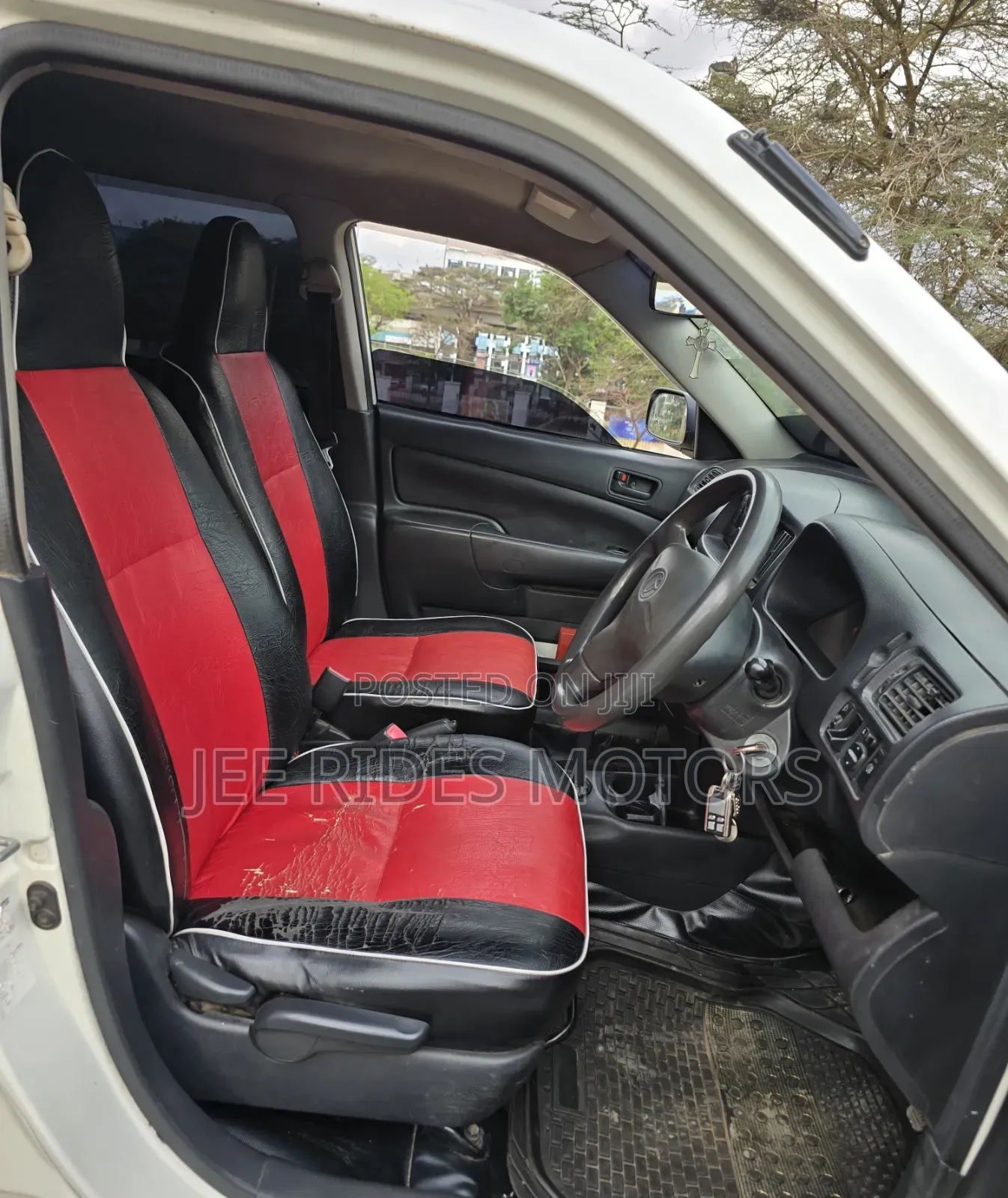 Toyota Probox 2013 Ivory