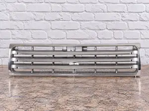 Front Grille Mitsubishi Pajero 1992 - 1996 Chrome Painted Silver