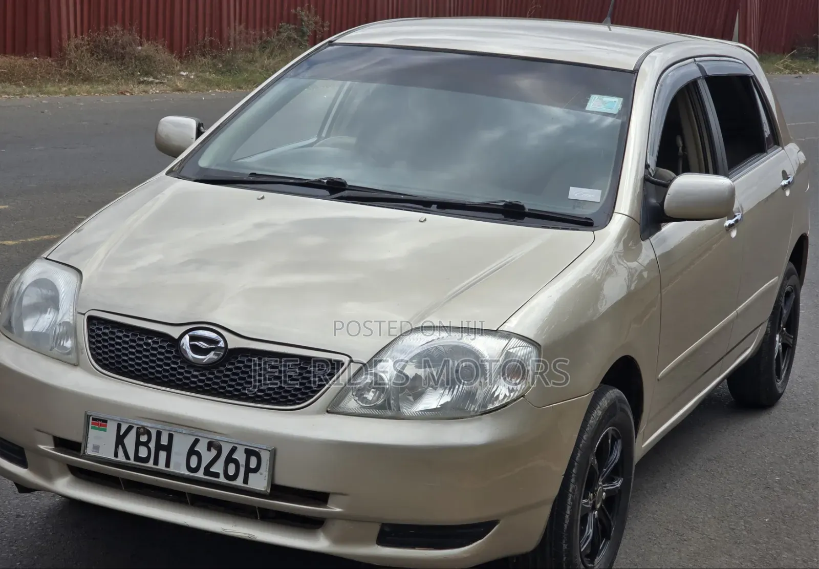 Toyota Corolla RunX 2004 Gold