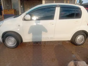 Toyota Passo 2013 White