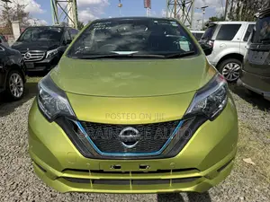 Nissan Note 1.2 Hybrid 2019 Green