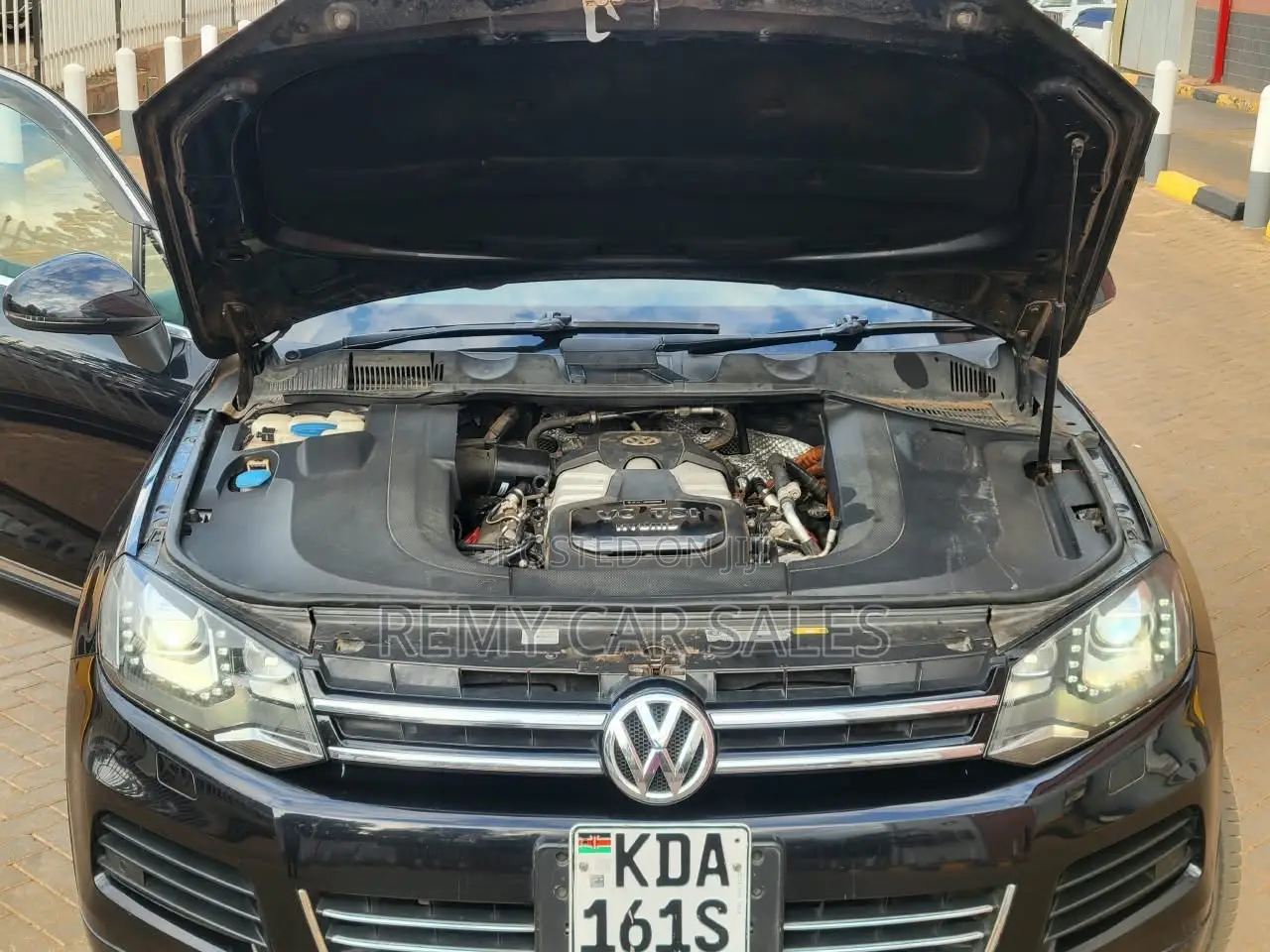 Volkswagen Touareg 2013 Black