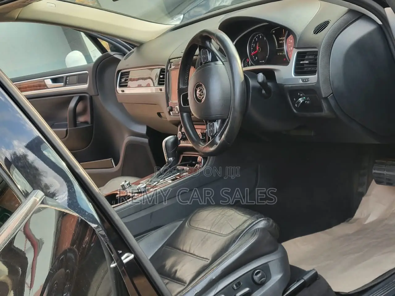 Volkswagen Touareg 2013 Black