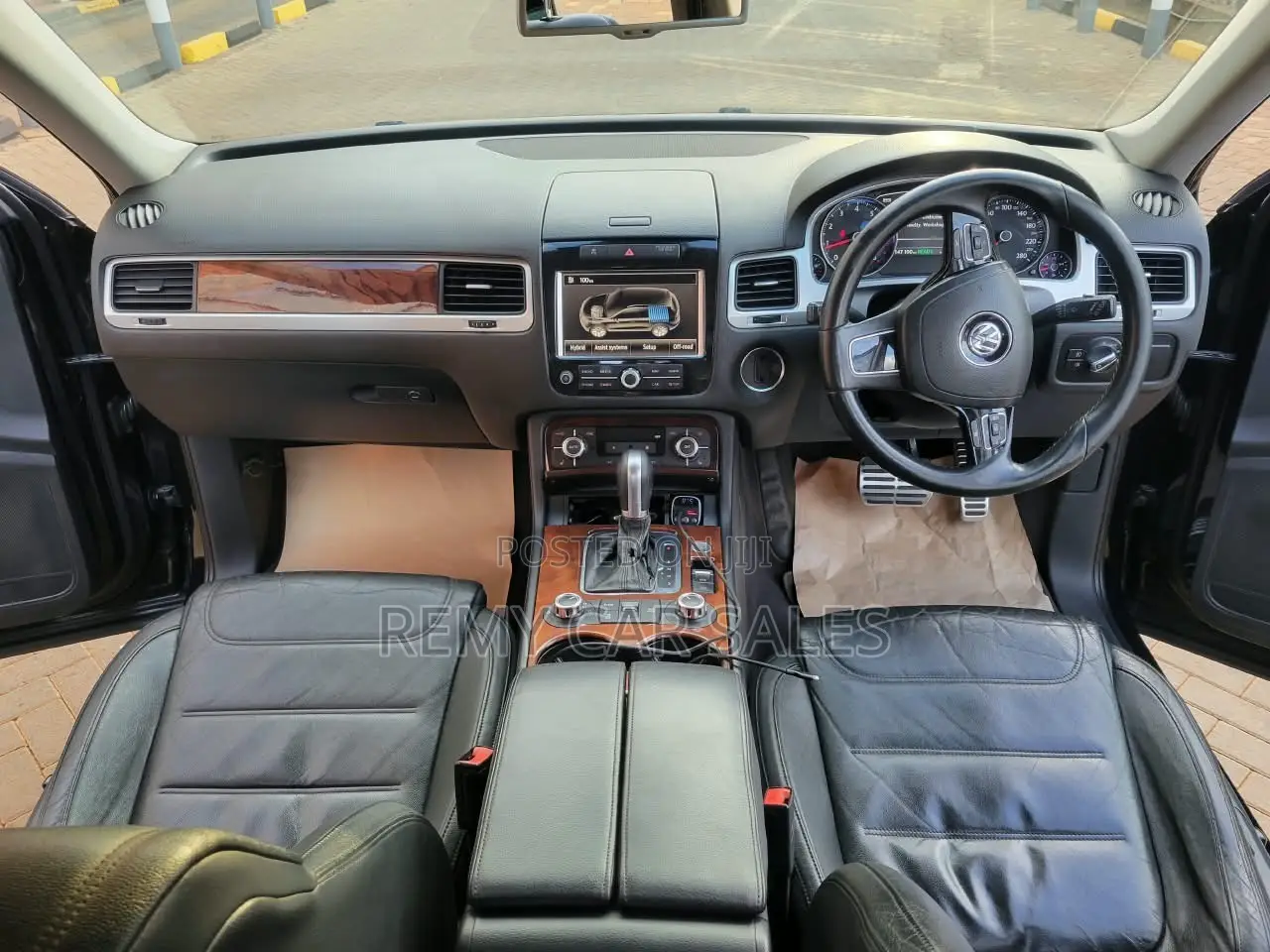 Volkswagen Touareg 2013 Black