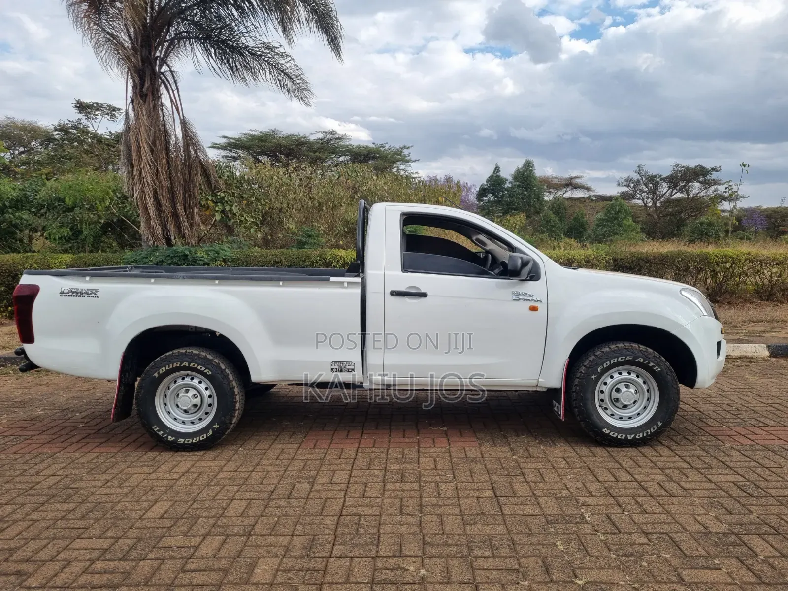 Isuzu D-MAX 2016 White