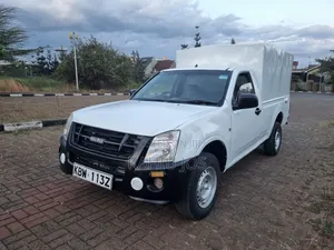 Isuzu D-MAX 2013