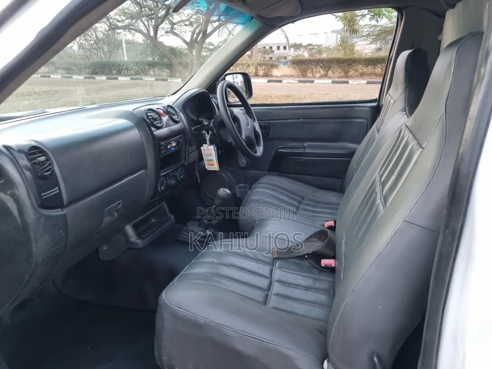 Isuzu D-MAX 2013