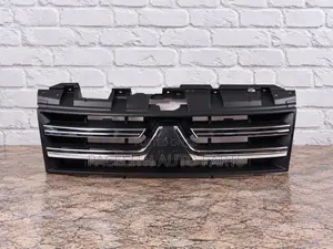 Front Grille Mitsubishi Pajero 2007 - 2009 Chrome Painted Black