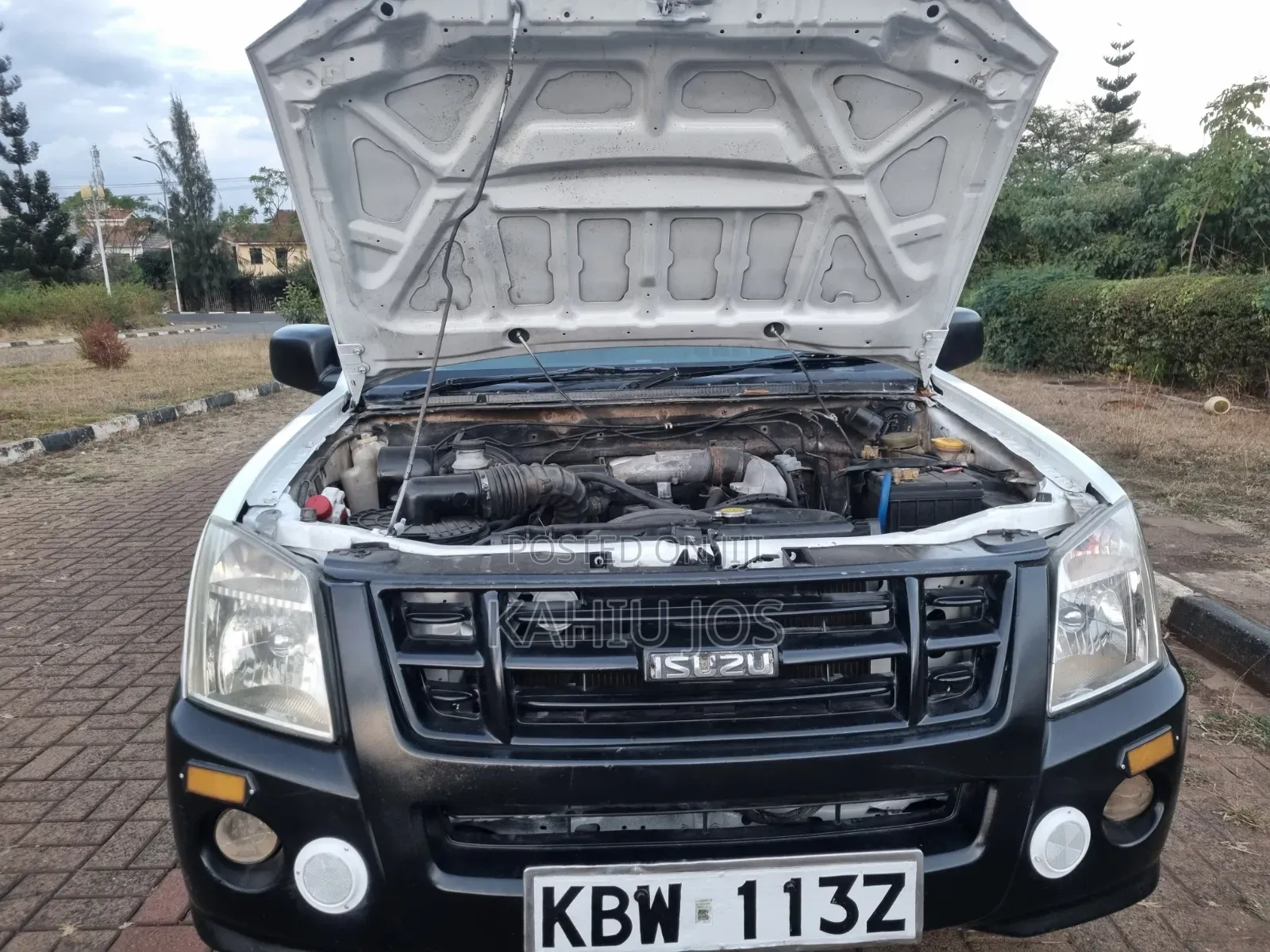 Isuzu D-MAX 2013