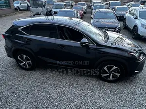 Lexus NX 300 FWD 2019 Black