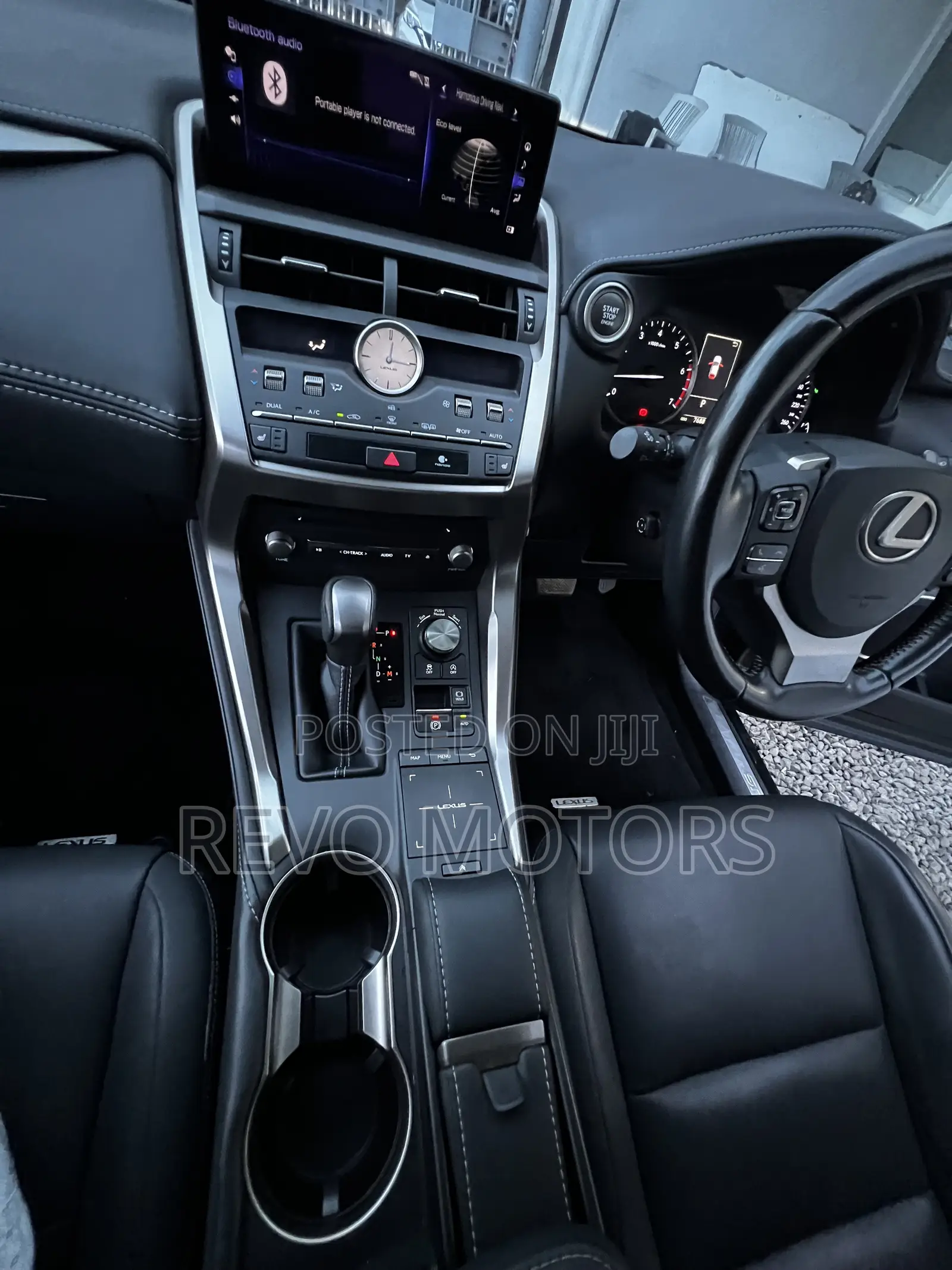Lexus NX 300 FWD 2019 Black