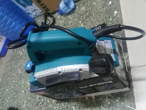 Makita M1900B Electric Wood Planer
