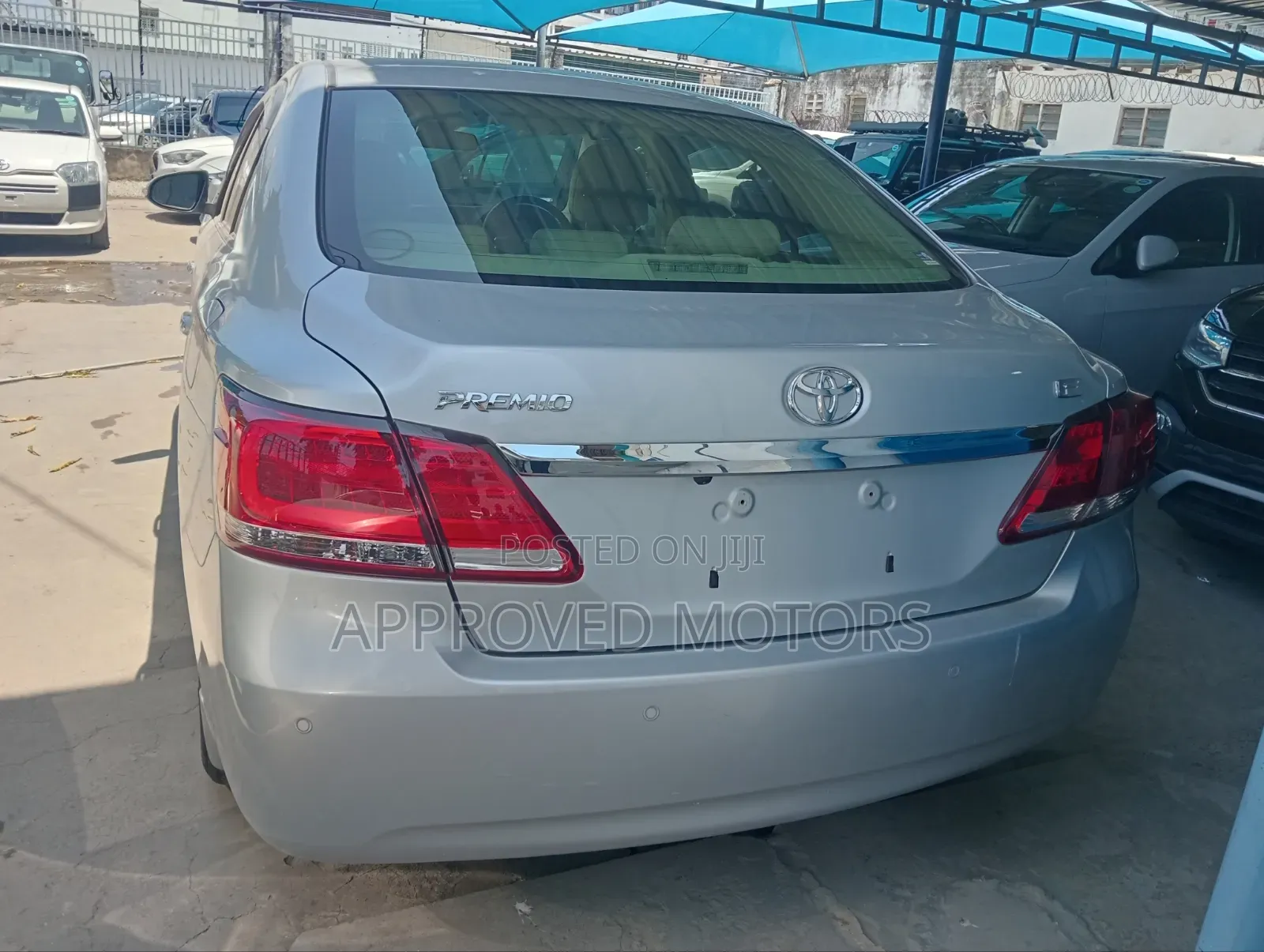 Toyota Premio 2019 Silver