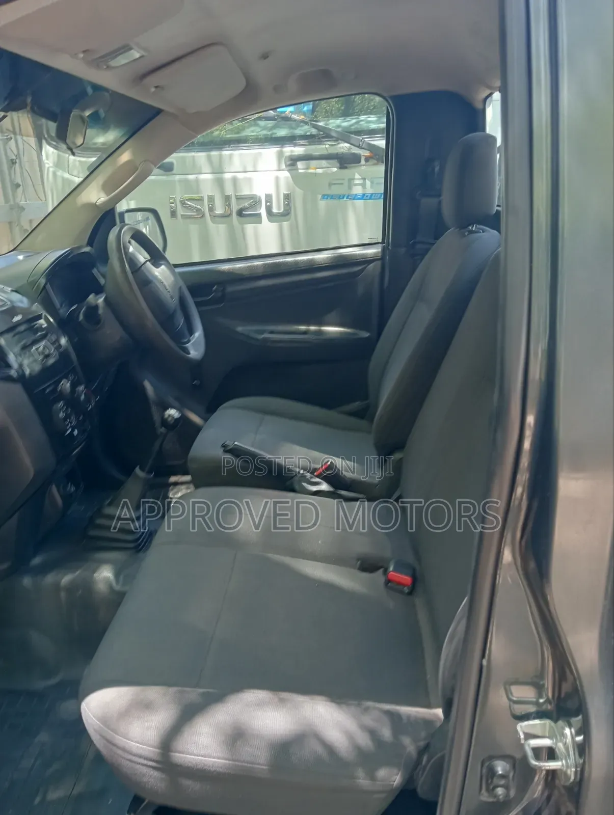 Isuzu D-MAX 2022 Gray