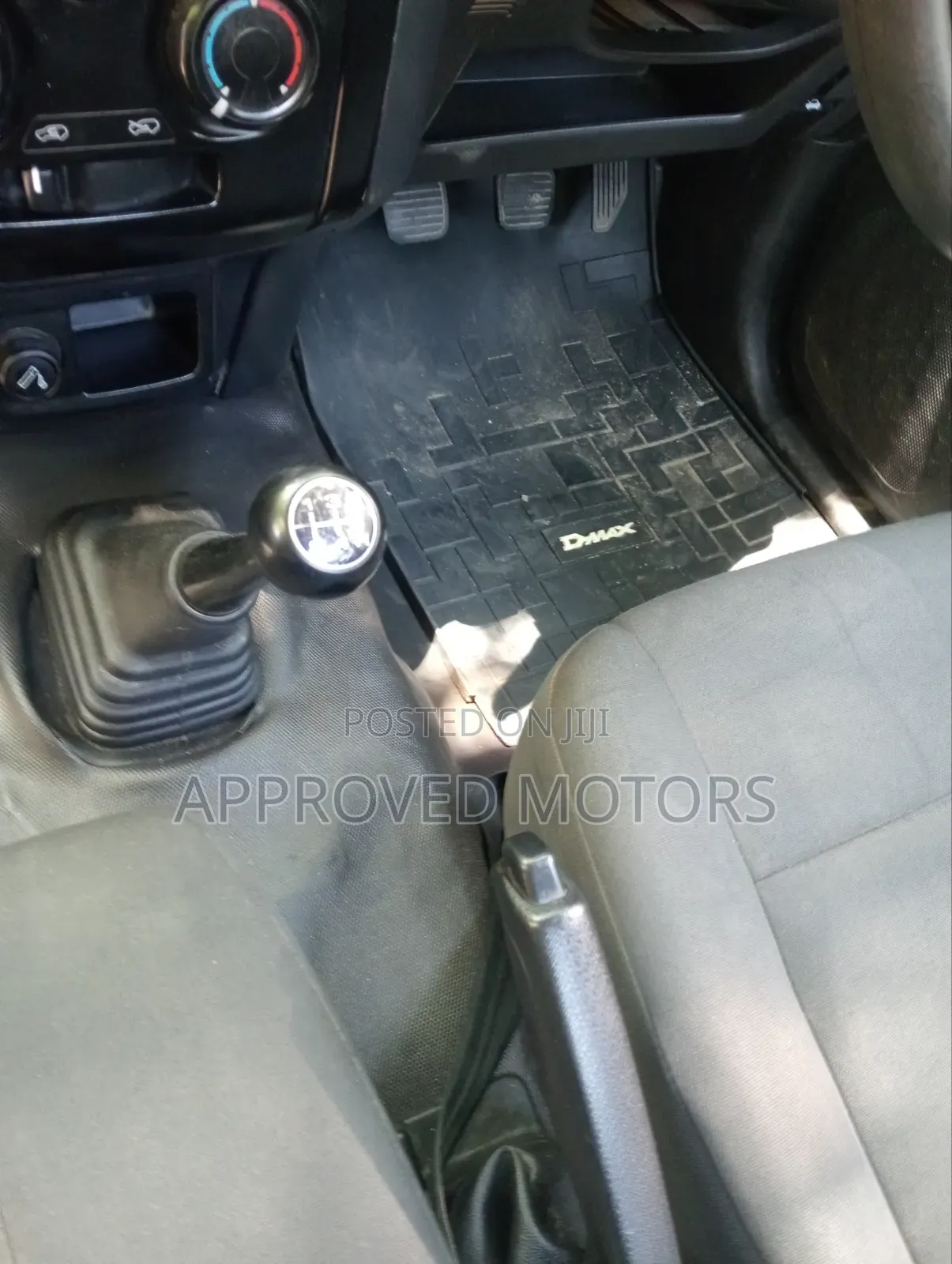 Isuzu D-MAX 2022 Gray