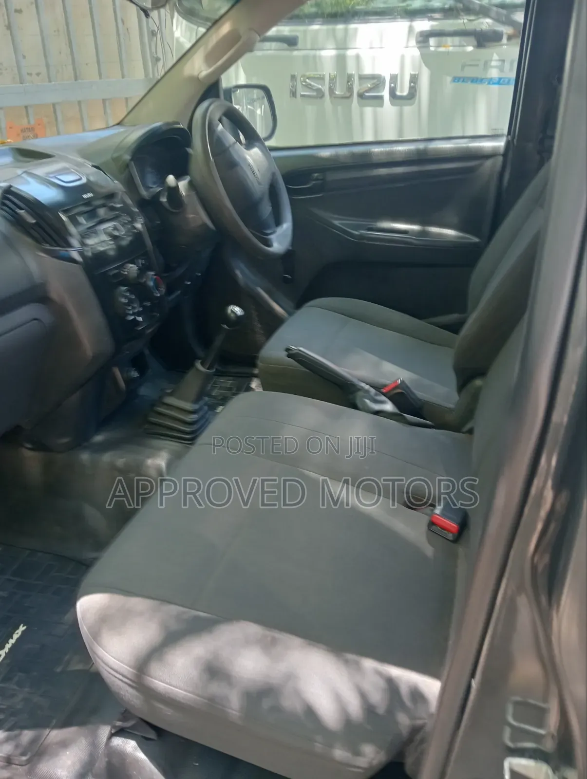 Isuzu D-MAX 2022 Gray