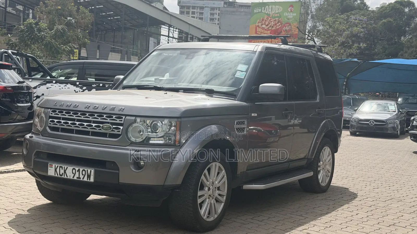 Land Rover Discovery 2010 Gray