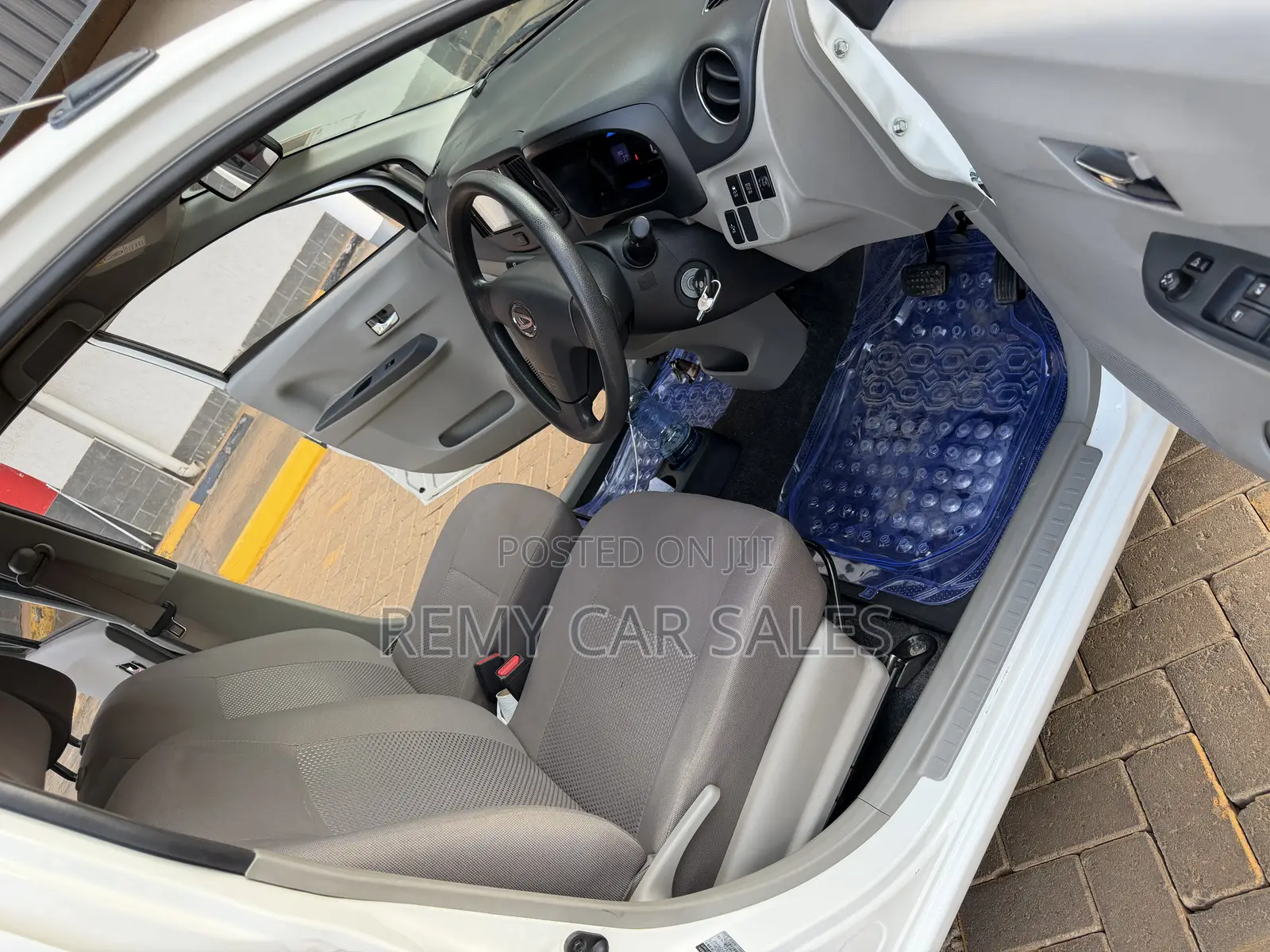 Toyota Mirai 2017 White