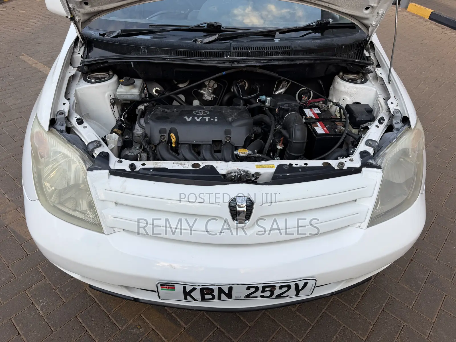 Toyota IST 2004 White