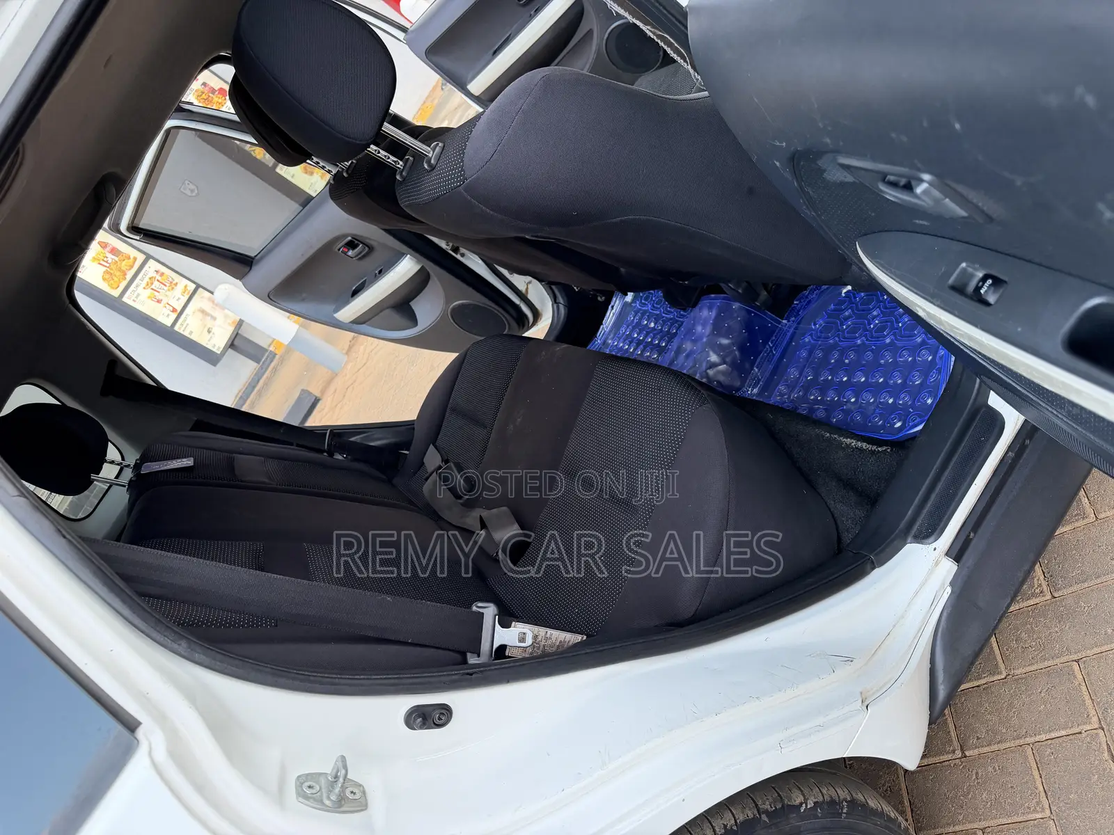 Toyota IST 2004 White
