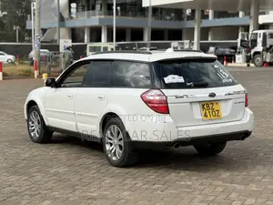 Subaru Outback 2004 White