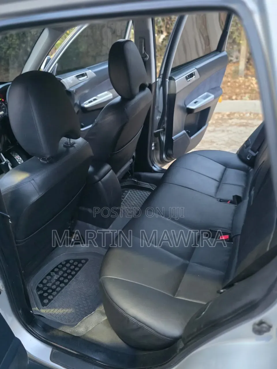 Subaru Forester 2010 Silver