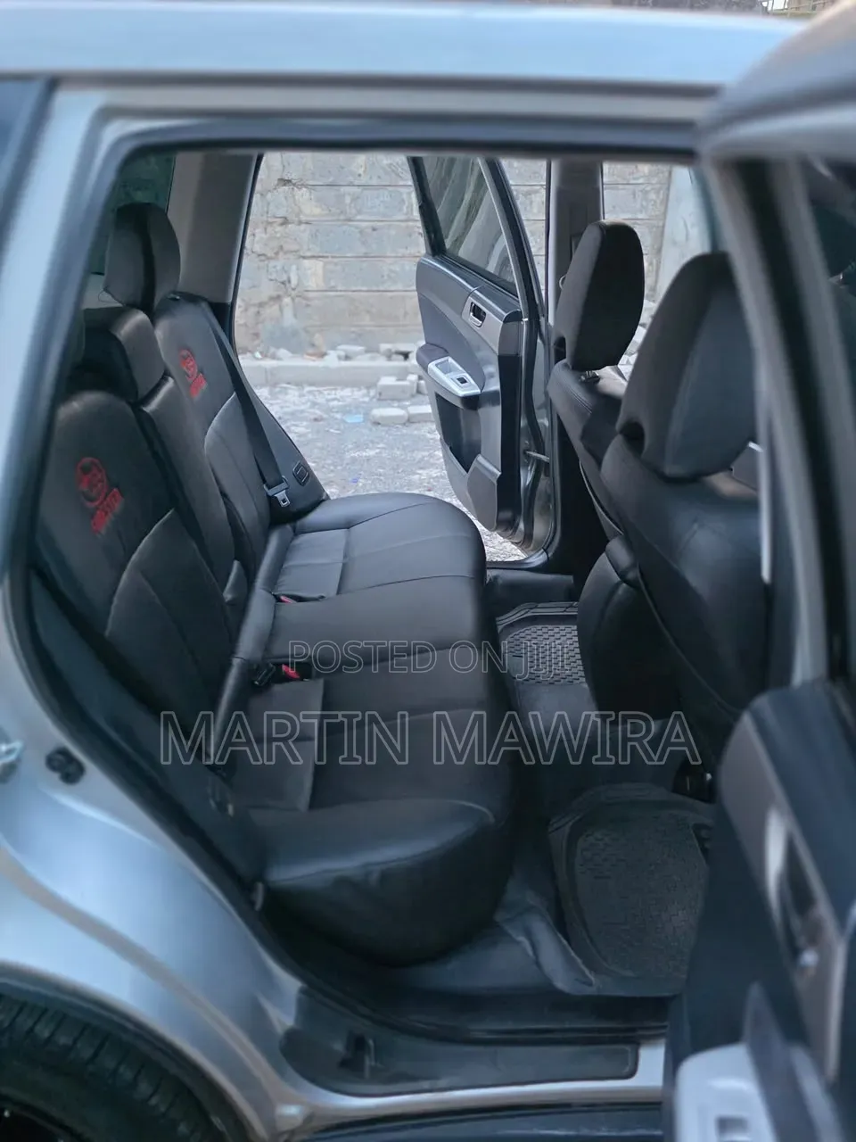 Subaru Forester 2010 Silver