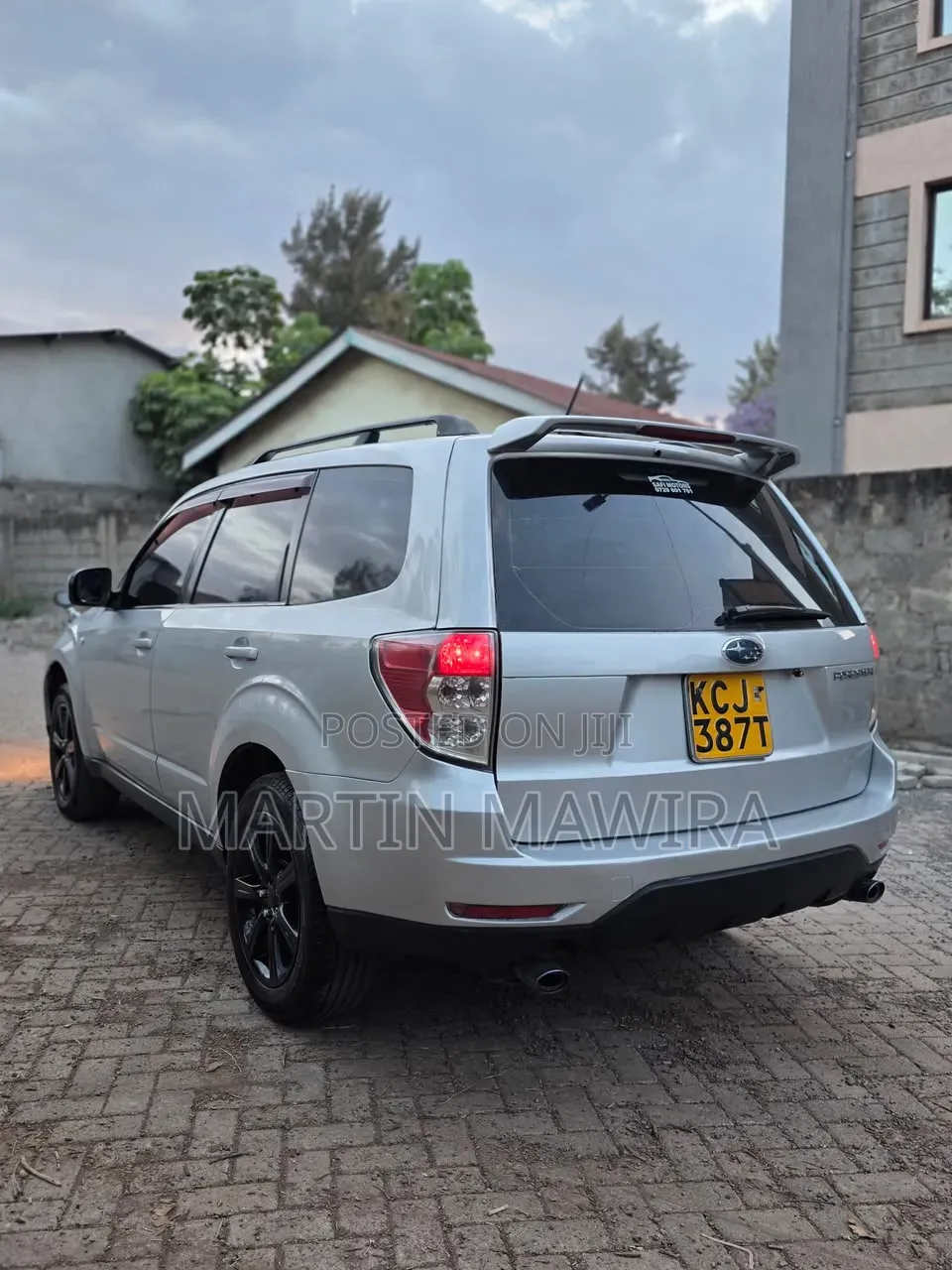 Subaru Forester 2010 Silver