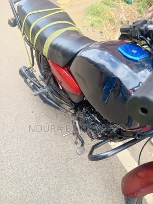 Bajaj Boxer 150 UG 2018 Red
