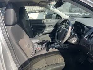 Mitsubishi RVR 2020 Silver