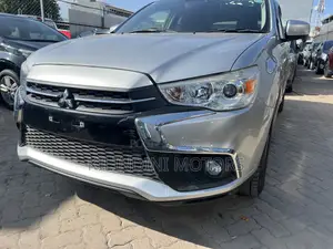Mitsubishi RVR 2020 Silver
