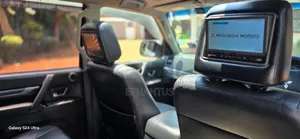 Mitsubishi Pajero 3.2 Di-Dc GLS 2010 Silver