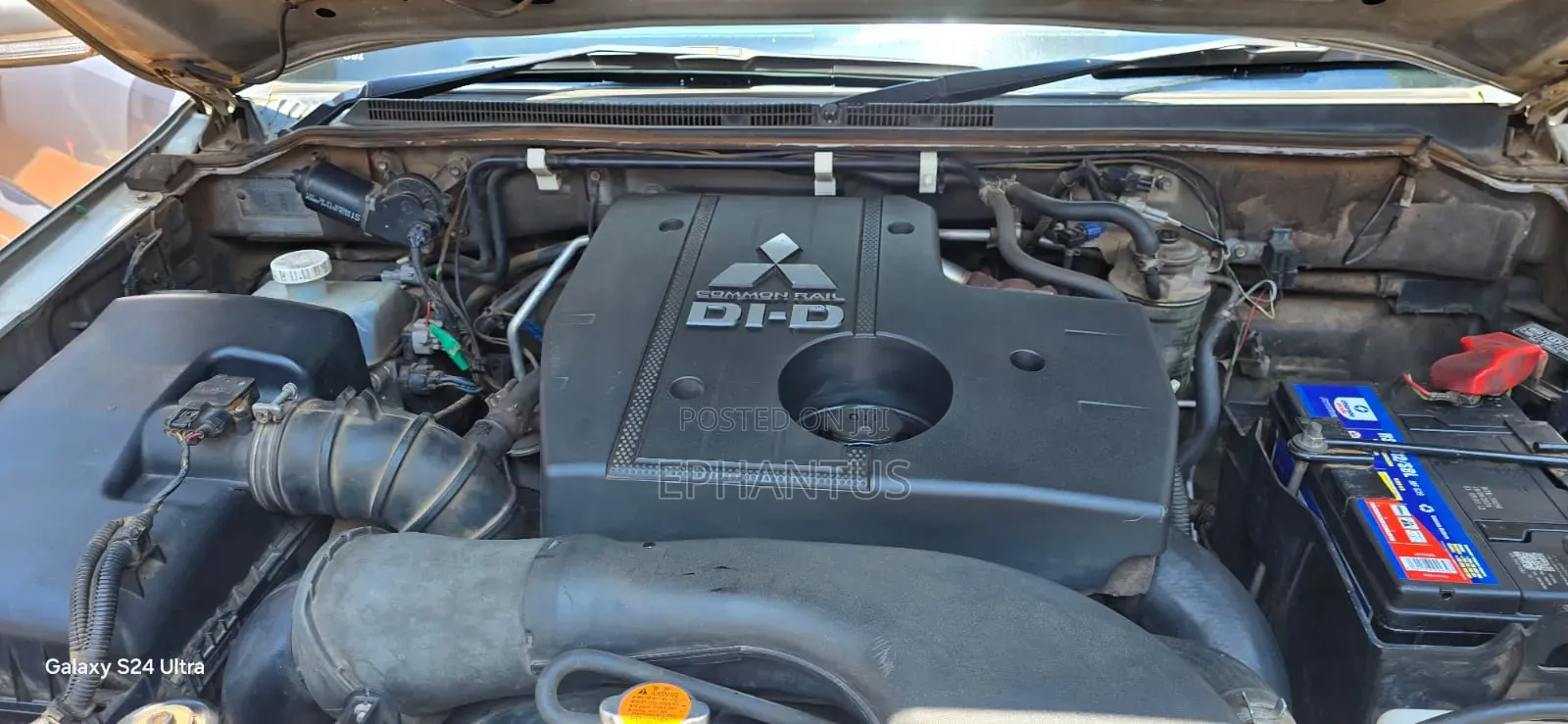 Mitsubishi Pajero 3.2 Di-Dc GLS 2010 Silver