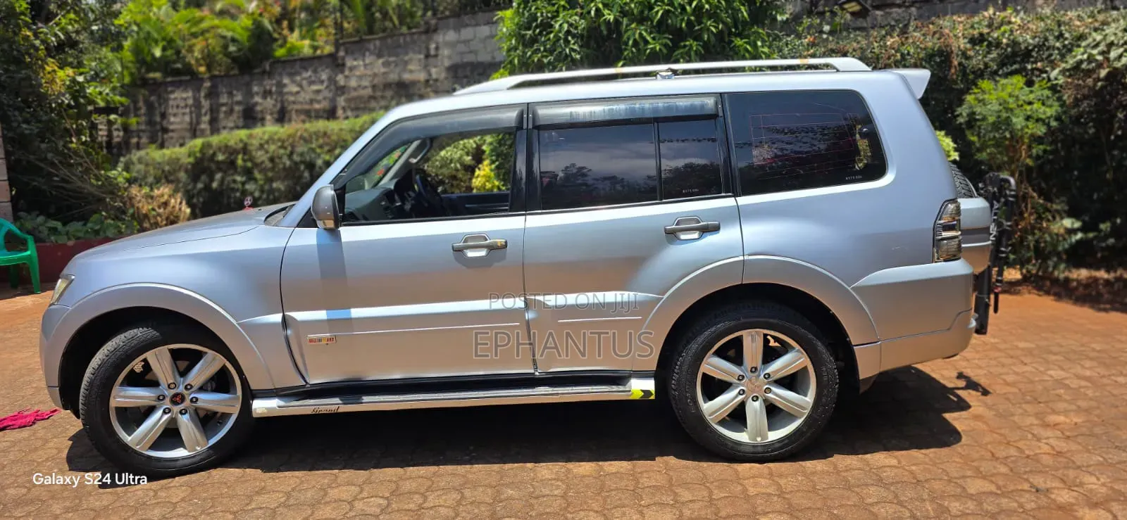 Mitsubishi Pajero 3.2 Di-Dc GLS 2010 Silver