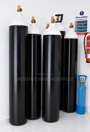 8.5m3 Oxygen Cylinder Complete With Regulator, Flowmeter and Key
